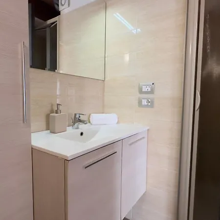 Medioevo Iv - Experience In Apartment *